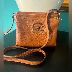Micheal Kors Cross Body Caramel color